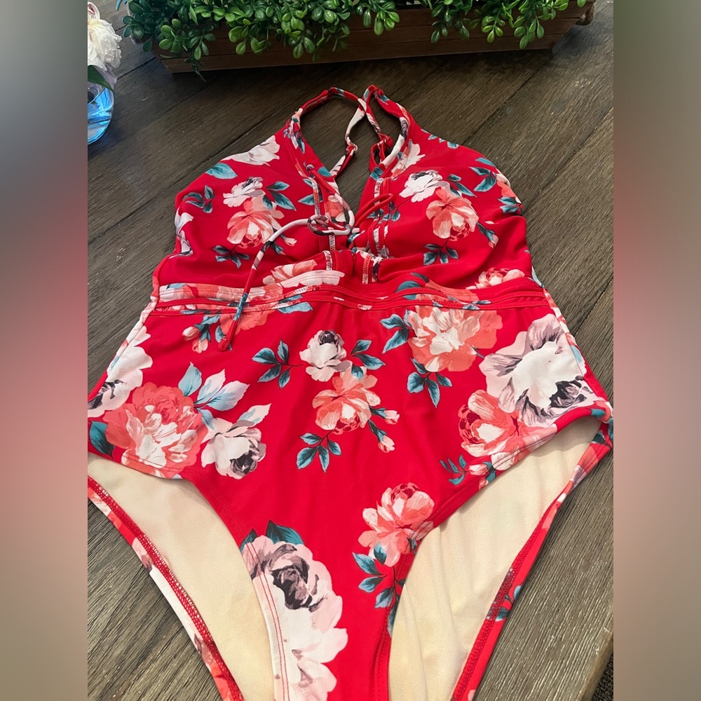 Hot Girl Summer is calling your name! 🔥